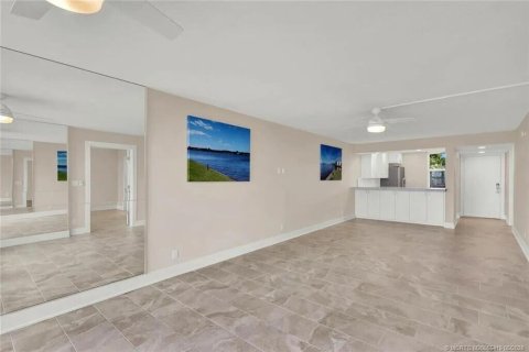 Copropriété à vendre à Stuart, Floride: 2 chambres, 99.59 m2 № 2077767 - photo 12