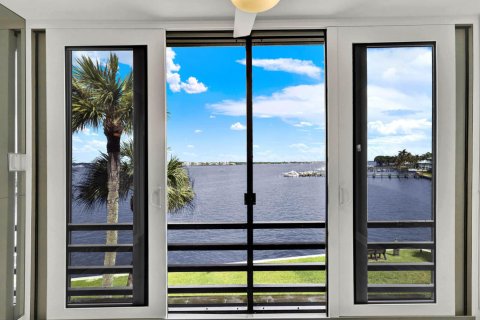 Copropriété à vendre à Stuart, Floride: 2 chambres, 99.59 m2 № 2077767 - photo 7