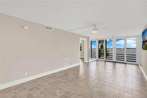 Copropriété à vendre à Stuart, Floride: 2 chambres, 99.59 m2 № 2077767 - photo 13