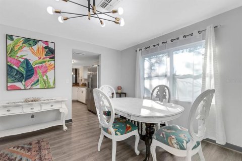 Villa ou maison à vendre à Seminole, Floride: 3 chambres, 169.64 m2 № 2355888 - photo 20