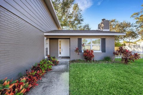 Villa ou maison à vendre à Seminole, Floride: 3 chambres, 169.64 m2 № 2355888 - photo 4