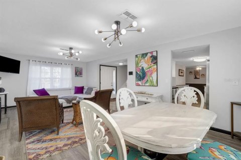 Villa ou maison à vendre à Seminole, Floride: 3 chambres, 169.64 m2 № 2355888 - photo 19