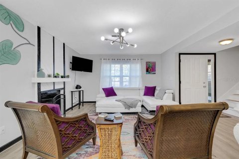 Villa ou maison à vendre à Seminole, Floride: 3 chambres, 169.64 m2 № 2355888 - photo 22