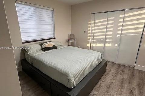 Снять в аренду таунхаус в Майами, Флорида 2 спальни, 142.14м2, № 2008392 - фото 11