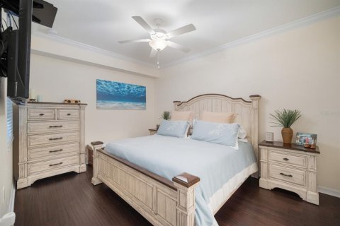 Condo in Bradenton, Florida, 2 bedrooms  № 1679559 - photo 24