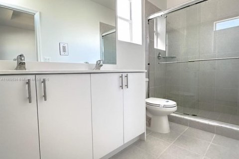 Снять в аренду таунхаус в Хомстед, Флорида 3 спальни, 123.37м2, № 1953916 - фото 11