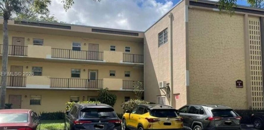 Condo à Hollywood, Floride, 2 chambres  № 2173202