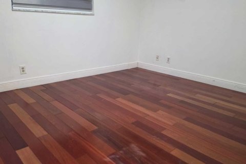 Copropriété à louer à Hollywood, Floride: 2 chambres, 90.12 m2 № 2173202 - photo 21