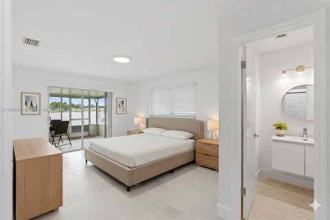 Villa ou maison à louer à Plantation, Floride: 2 chambres, 103.49 m2 № 1947443 - photo 13