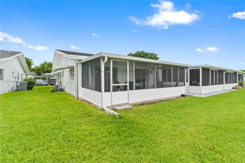 Villa ou maison à louer à Plantation, Floride: 2 chambres, 103.49 m2 № 1947443 - photo 29