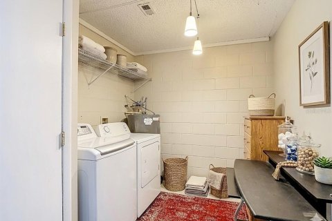 Casa en venta en Tampa, Florida, 4 dormitorios, 208.19 m2 № 2102047 - foto 14