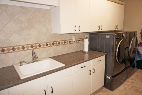 Condo in Punta Gorda, Florida, 3 bedrooms  № 1437619 - photo 19