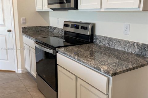 Villa ou maison à vendre à Ocala, Floride: 4 chambres, 169.73 m2 № 2005071 - photo 14