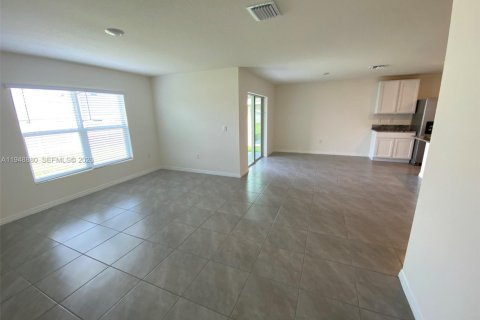 Villa ou maison à vendre à Ocala, Floride: 4 chambres, 169.73 m2 № 2005071 - photo 16