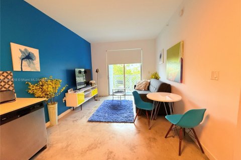 Apartamento en alquiler en Miami, Florida, 1 dormitorio, 55.28 m2 № 1842485 - foto 2