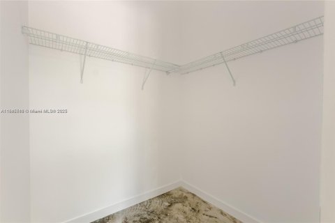 Apartamento en alquiler en Miami, Florida, 1 dormitorio, 55.28 m2 № 1842485 - foto 7