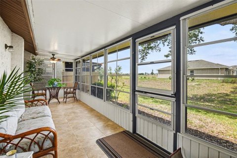Villa ou maison à vendre à North Port, Floride: 2 chambres, 93.83 m2 № 2101117 - photo 16