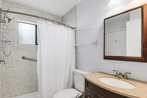 Villa ou maison à vendre à North Port, Floride: 2 chambres, 93.83 m2 № 2101117 - photo 24