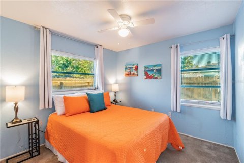 House in Gulfport, Florida 3 bedrooms, 103.31 sq.m. № 1894364 - photo 3