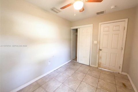 House in Mount Dora, Florida 3 bedrooms № 2044498 - photo 19