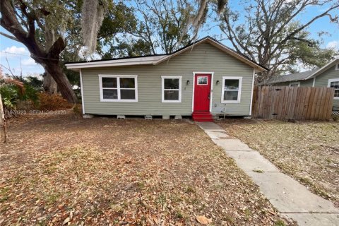 House in Mount Dora, Florida 3 bedrooms № 2044498 - photo 5