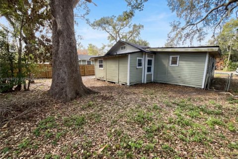 House in Mount Dora, Florida 3 bedrooms № 2044498 - photo 6