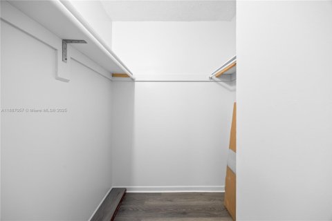 Condo in Plantation, Florida, 1 bedroom  № 1933720 - photo 15