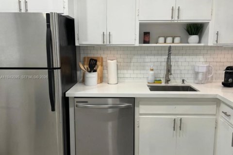 Copropriété à vendre à Hallandale Beach, Floride: 1 chambre, 71.53 m2 № 2000525 - photo 5