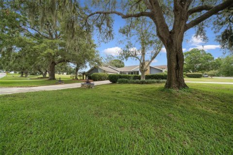 House in Hernando, Florida 3 bedrooms, 239.69 sq.m. № 1746964 - photo 5