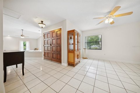 House in Hernando, Florida 3 bedrooms, 239.69 sq.m. № 1746964 - photo 6