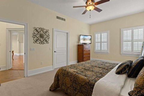 House in Lake City, Florida 4 bedrooms, 560.39 sq.m. № 2218350 - photo 25