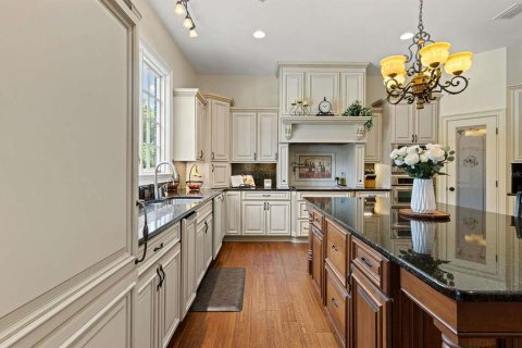 House in Lake City, Florida 4 bedrooms, 560.39 sq.m. № 2218350 - photo 17