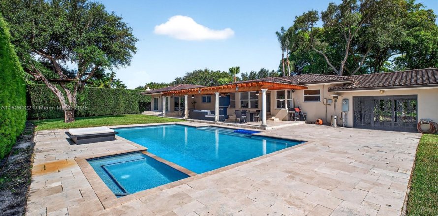Villa ou maison à Miami Shores, Floride 3 chambres, 223.52 m2 № 1794503