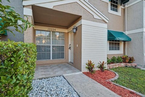 Touwnhouse à vendre à Cooper City, Floride: 3 chambres, 120.96 m2 № 2066006 - photo 3