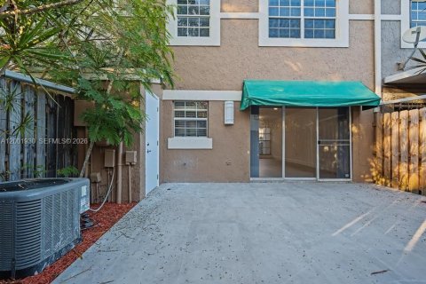 Touwnhouse à vendre à Cooper City, Floride: 3 chambres, 120.96 m2 № 2066006 - photo 29