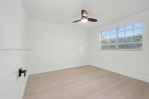 Touwnhouse à vendre à Cooper City, Floride: 3 chambres, 120.96 m2 № 2066006 - photo 8
