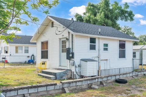 Commercial property in Lake Wales, Florida 5 bedrooms, 340.86 sq.m. № 1306818 - photo 9