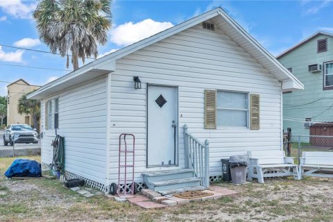 Commercial property in Lake Wales, Florida 5 bedrooms, 340.86 sq.m. № 1306818 - photo 11