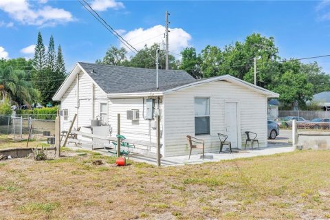 Commercial property in Lake Wales, Florida 5 bedrooms, 340.86 sq.m. № 1306818 - photo 7
