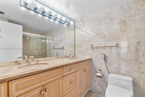 Купить кондоминиум в Авентура, Флорида 2 спальни, 145.39м2, № 2085841 - фото 21