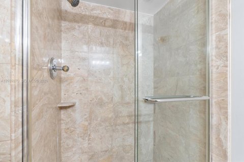 Купить кондоминиум в Авентура, Флорида 2 спальни, 145.39м2, № 2085841 - фото 20