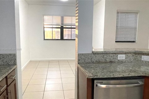 Condominio en venta en Doral, Florida, 2 dormitorios, 101.08 m2 № 1943270 - foto 8