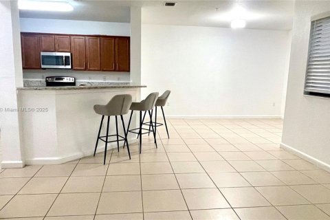 Condominio en venta en Doral, Florida, 2 dormitorios, 101.08 m2 № 1943270 - foto 6