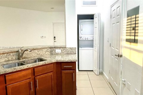 Condominio en venta en Doral, Florida, 2 dormitorios, 101.08 m2 № 1943270 - foto 5