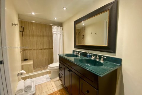 Купить кондоминиум в Авентура, Флорида 3 спальни, 123.56м2, № 2012862 - фото 7