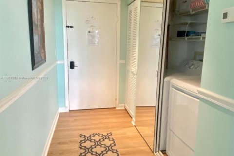 Купить кондоминиум в Авентура, Флорида 3 спальни, 123.56м2, № 2012862 - фото 15