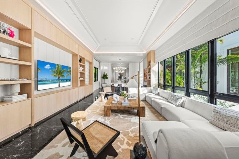 Casa en venta en Pinecrest, Florida, 7 dormitorios, 965.53 m2 № 1982672 - foto 18