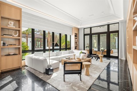 Casa en venta en Pinecrest, Florida, 7 dormitorios, 965.53 m2 № 1982672 - foto 16