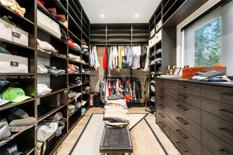 Casa en venta en Pinecrest, Florida, 7 dormitorios, 965.53 m2 № 1982672 - foto 27