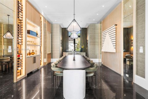 Casa en venta en Pinecrest, Florida, 7 dormitorios, 965.53 m2 № 1982672 - foto 9